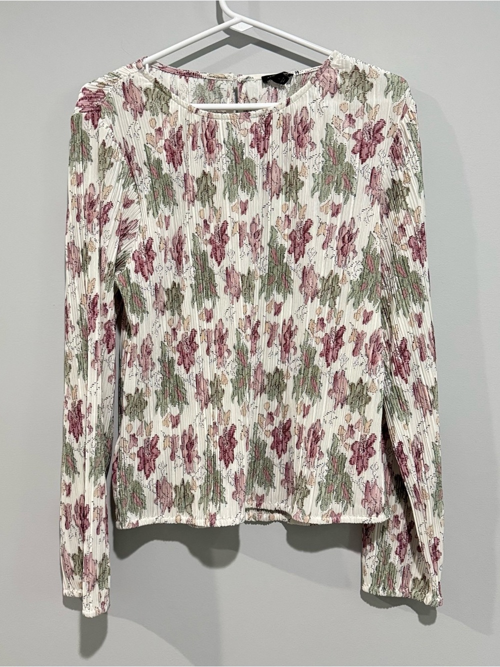 NWT Ann Taylor Women’s Floral Long-Sleeve Top - White with Pink & Green SZ L